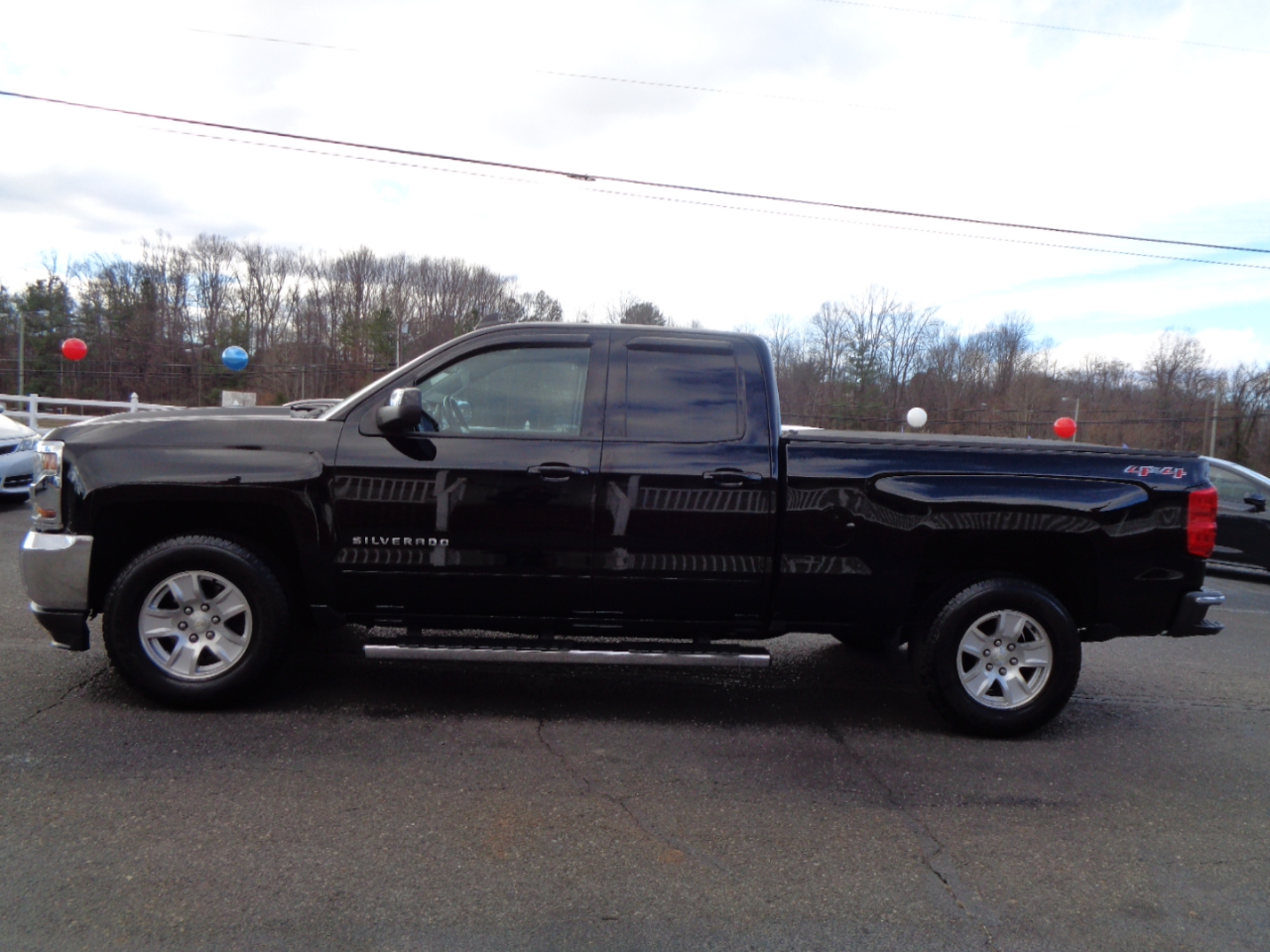 Chevrolet Silverado 1500 4WD Double Cab 143.5" LT w/1LT 2017