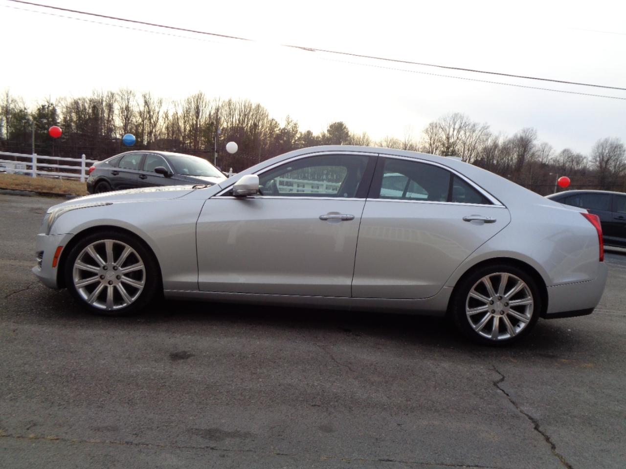 Cadillac ATS Sedan 4dr Sdn 2.0L Luxury RWD 2017