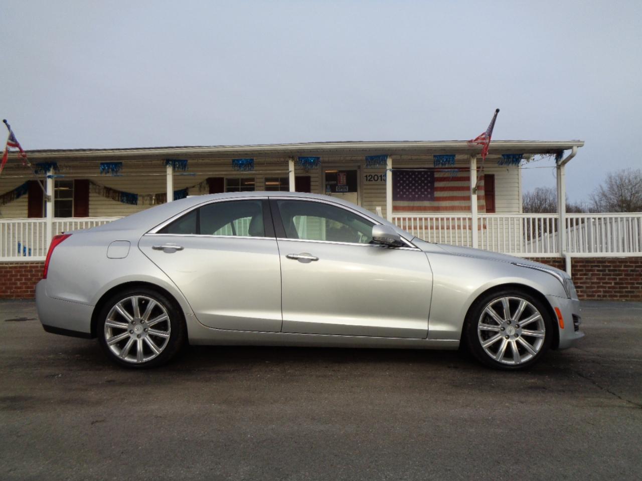 Cadillac ATS Sedan 4dr Sdn 2.0L Luxury RWD 2017