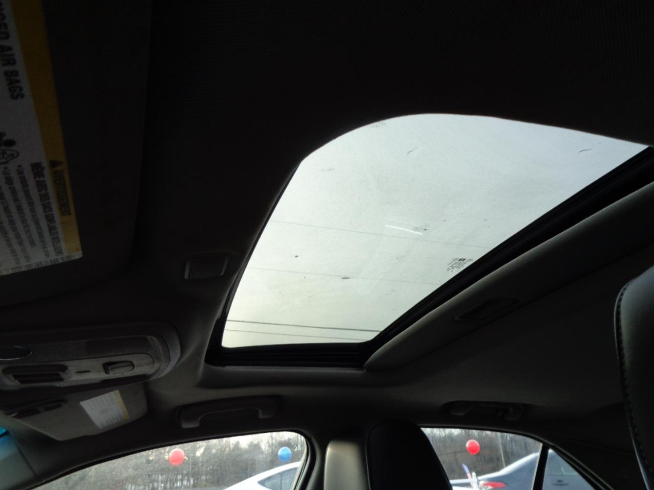 Cadillac ATS Sedan 4dr Sdn 2.0L Luxury RWD 2017