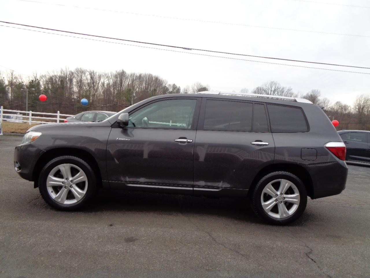 Toyota Highlander 4WD 4dr V6 Limited (Natl) 2010