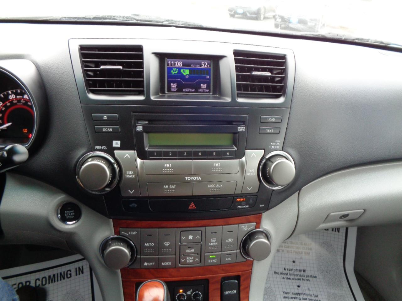 Toyota Highlander 4WD 4dr V6 Limited (Natl) 2010