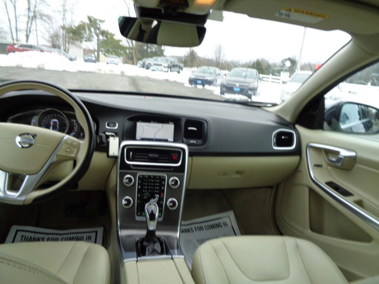 Volvo S60 2015.5 4dr Sdn T5 Drive-E Premier FWD 2015