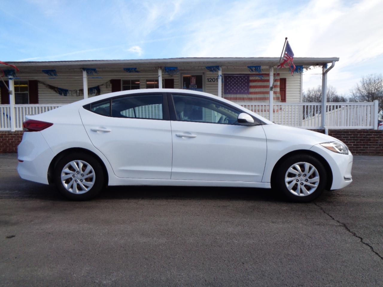 Hyundai Elantra SE 2.0L Auto (Alabama) 2018
