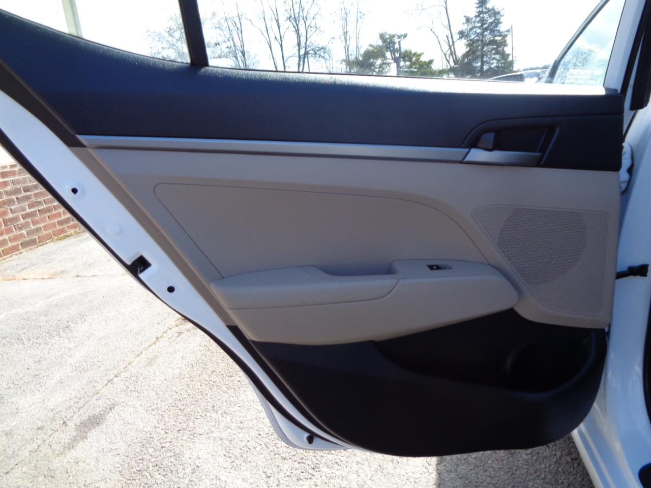 Hyundai Elantra SE 2.0L Auto (Alabama) 2018