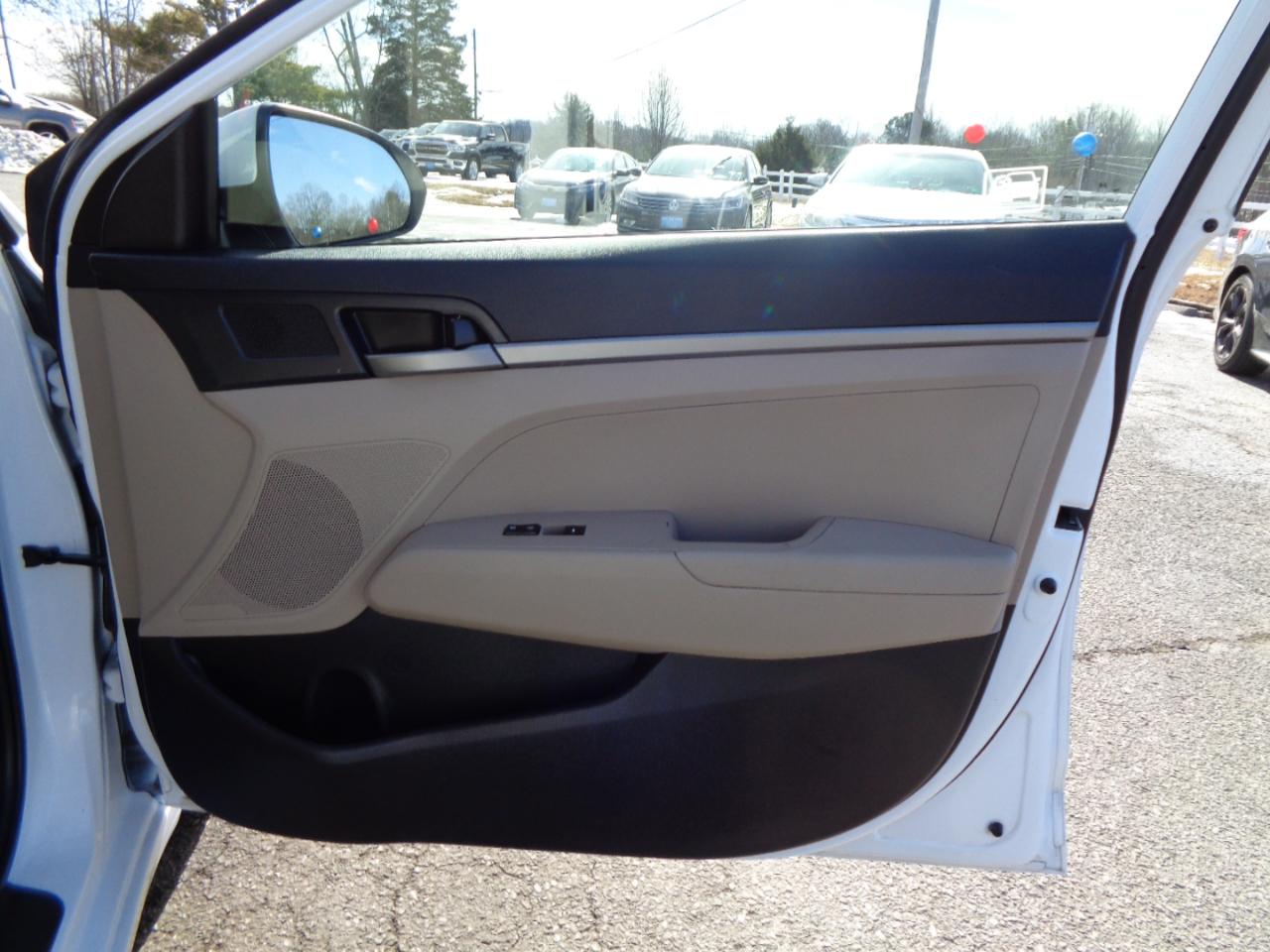 Hyundai Elantra SE 2.0L Auto (Alabama) 2018