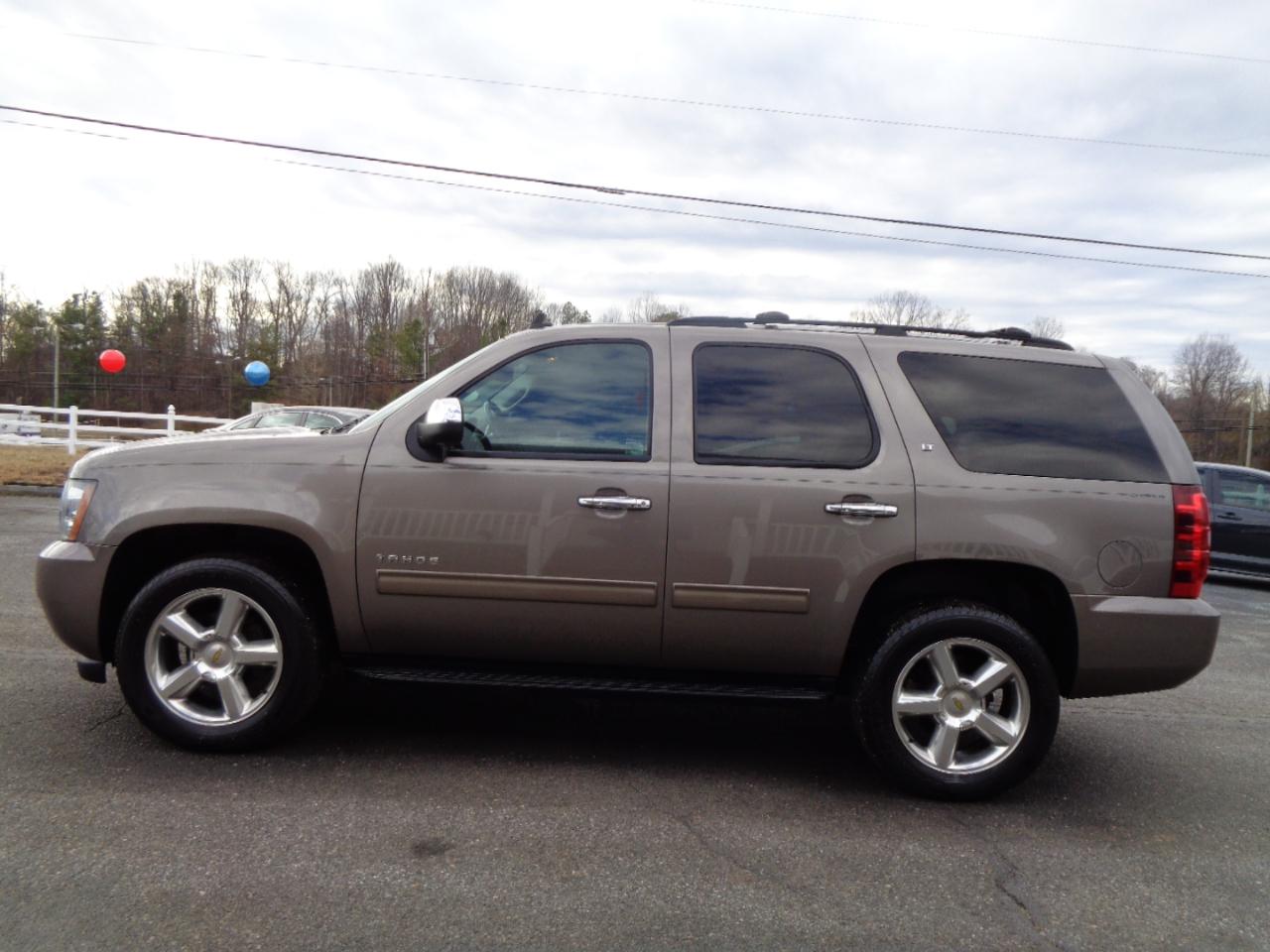 Chevrolet Tahoe 4WD 4dr LT 2014