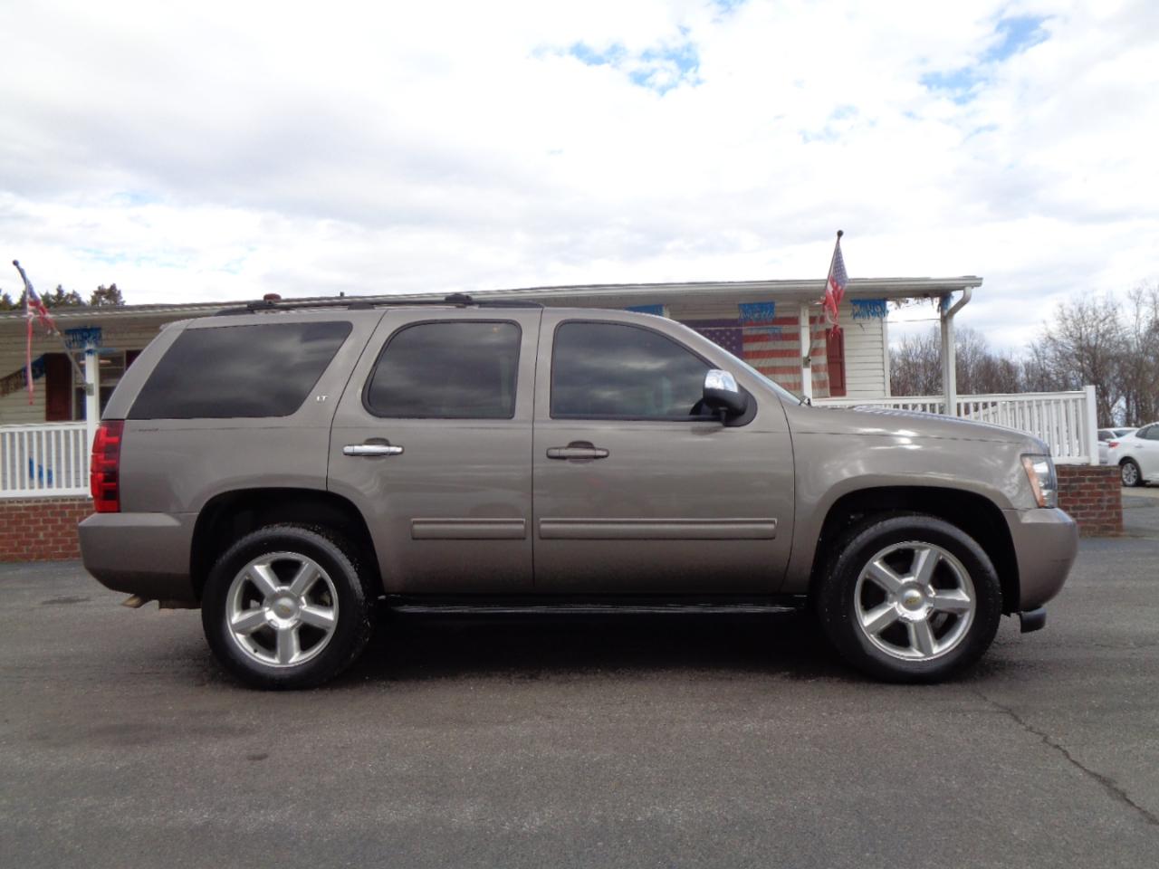 Chevrolet Tahoe 4WD 4dr LT 2014