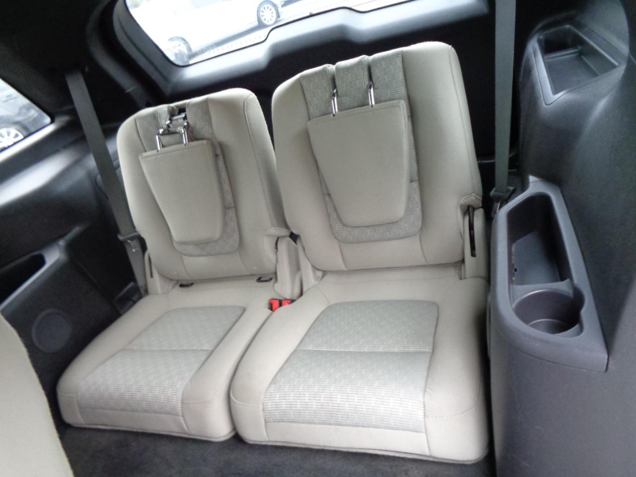 Ford Explorer 4WD 4dr XLT 2011