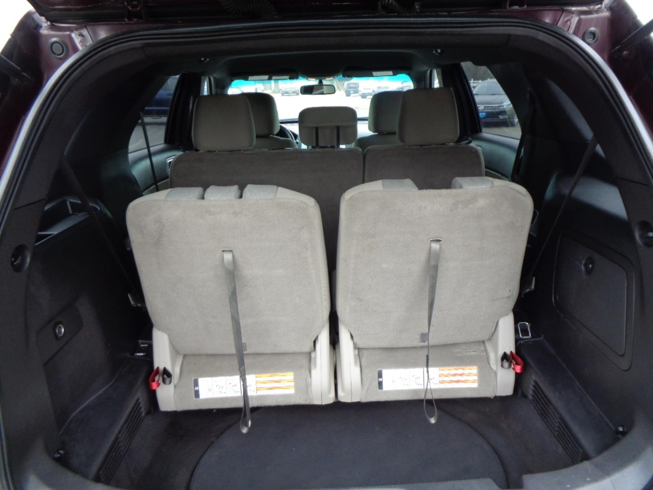 Ford Explorer 4WD 4dr XLT 2011