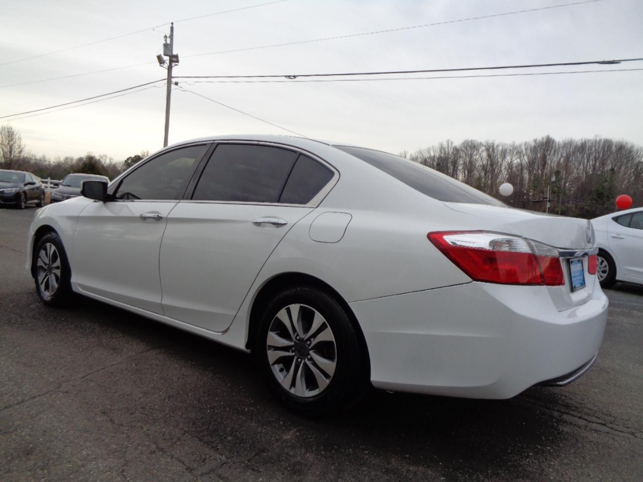 Honda Accord Sdn 4dr I4 CVT LX 2013