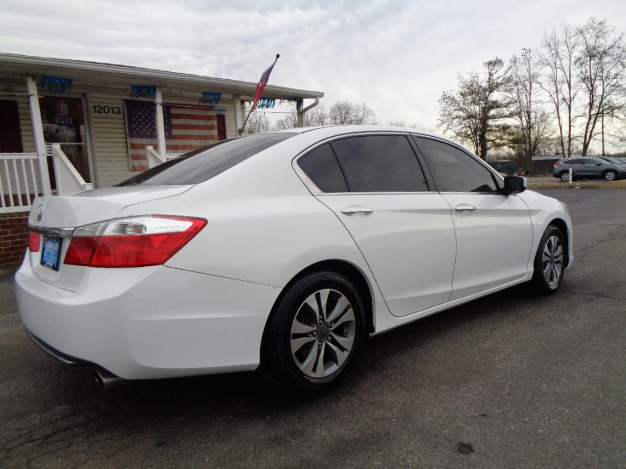 Honda Accord Sdn 4dr I4 CVT LX 2013