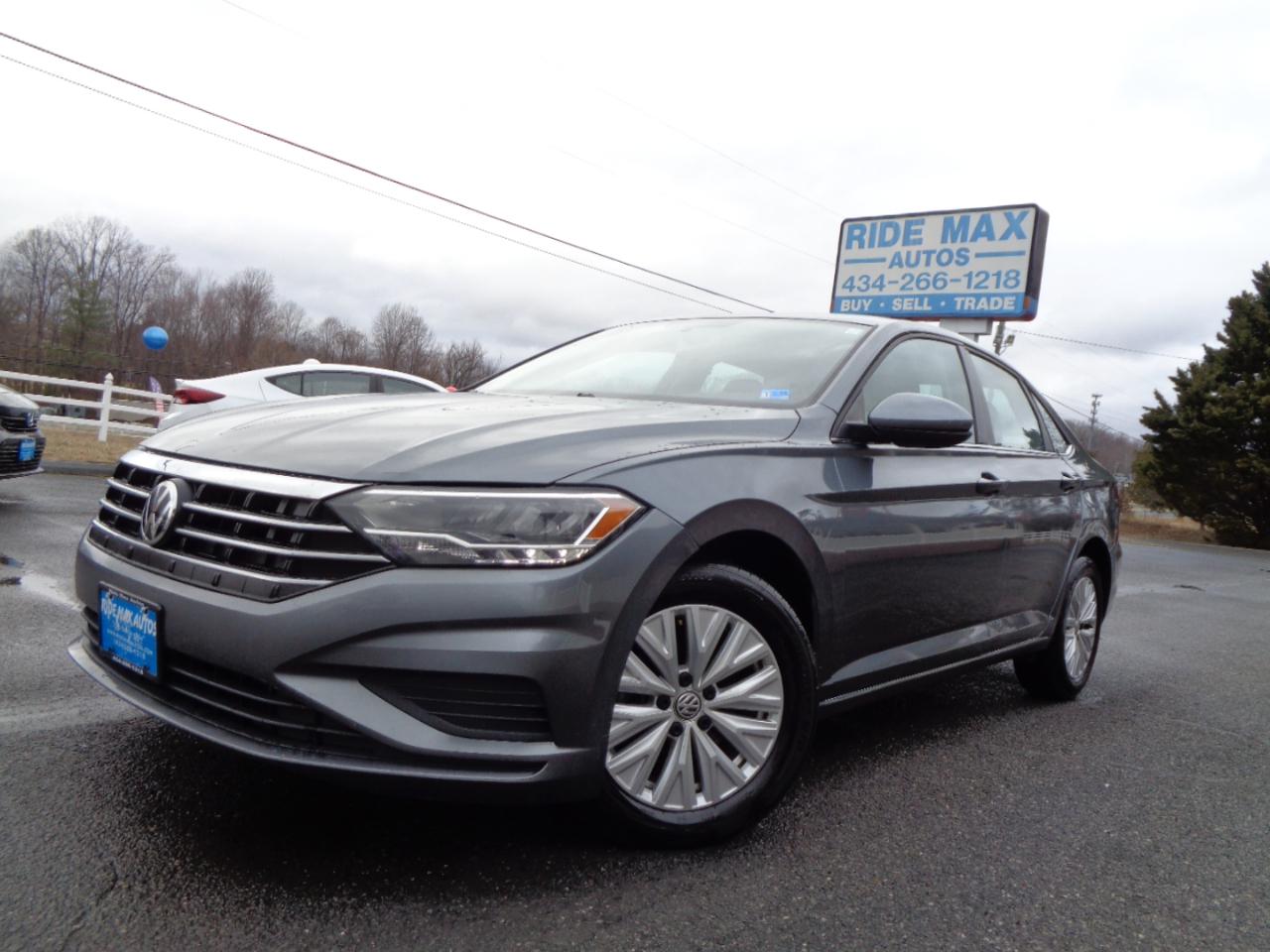 Volkswagen Jetta R-Line Auto w/ULEV 2019