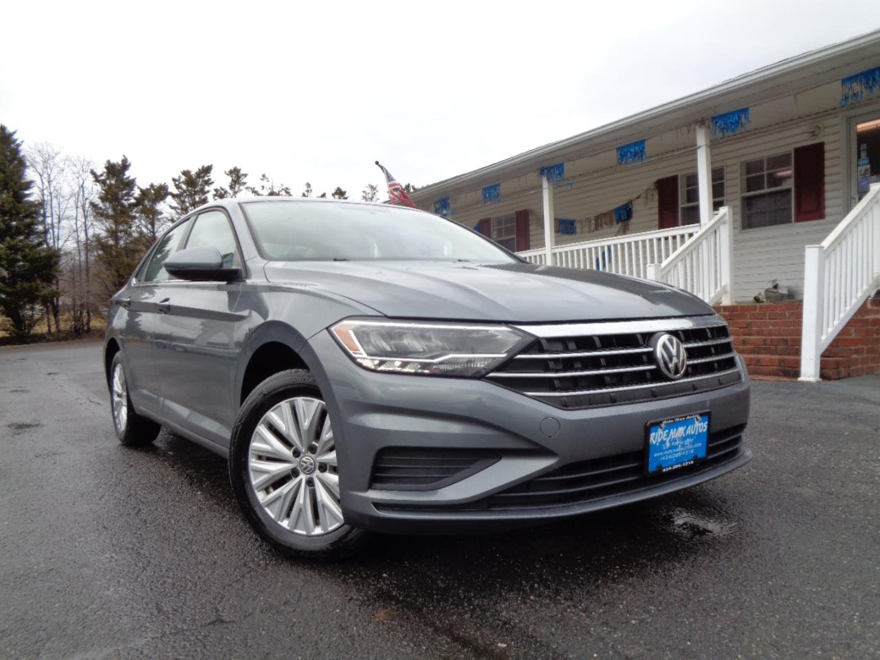 Volkswagen Jetta R-Line Auto w/ULEV 2019