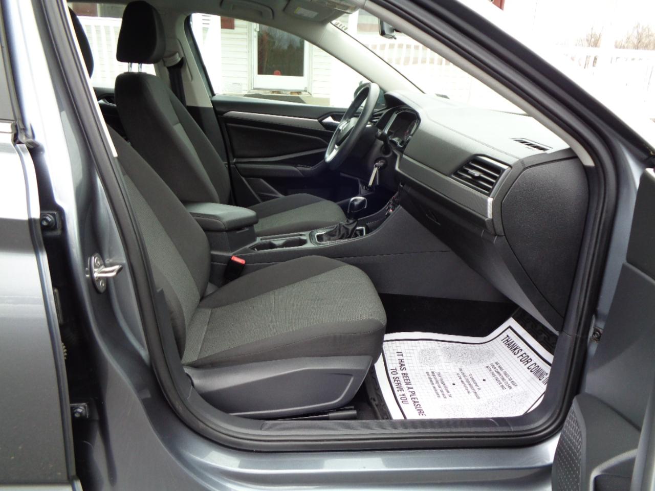 Volkswagen Jetta R-Line Auto w/ULEV 2019