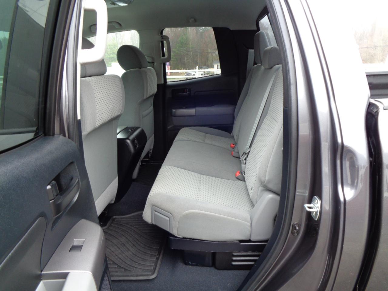 Toyota Tundra 2WD Truck Double Cab 4.6L V8 6-Spd AT (Natl) 2012