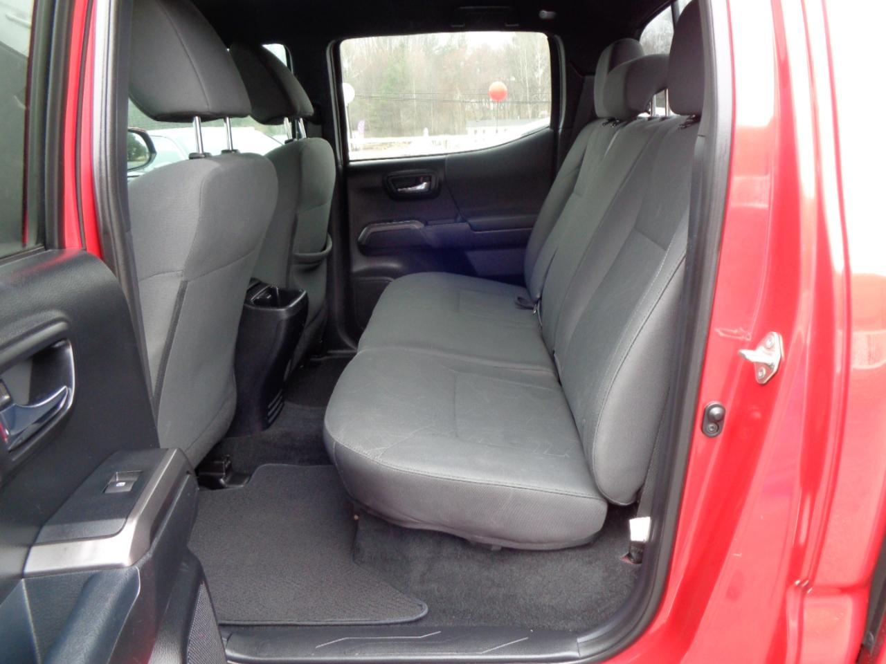 Toyota Tacoma TRD Off Road Double Cab 5' Bed V6 4x2 AT (Natl) 2018