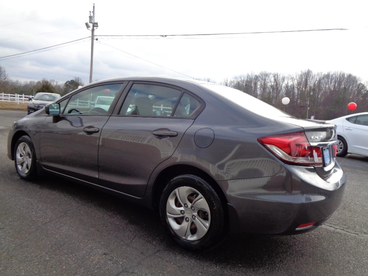 Honda Civic Sedan 4dr CVT LX 2015