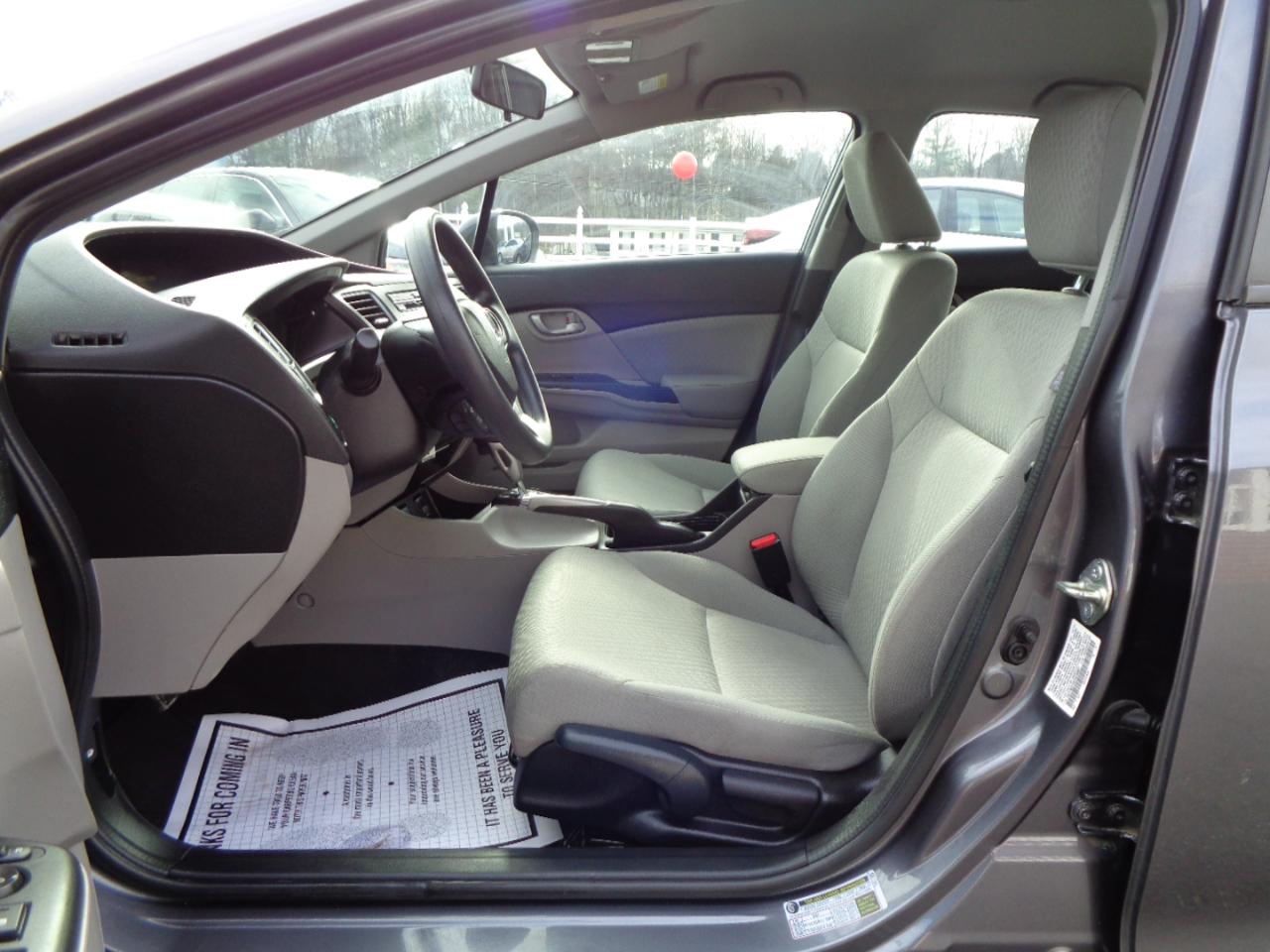 Honda Civic Sedan 4dr CVT LX 2015