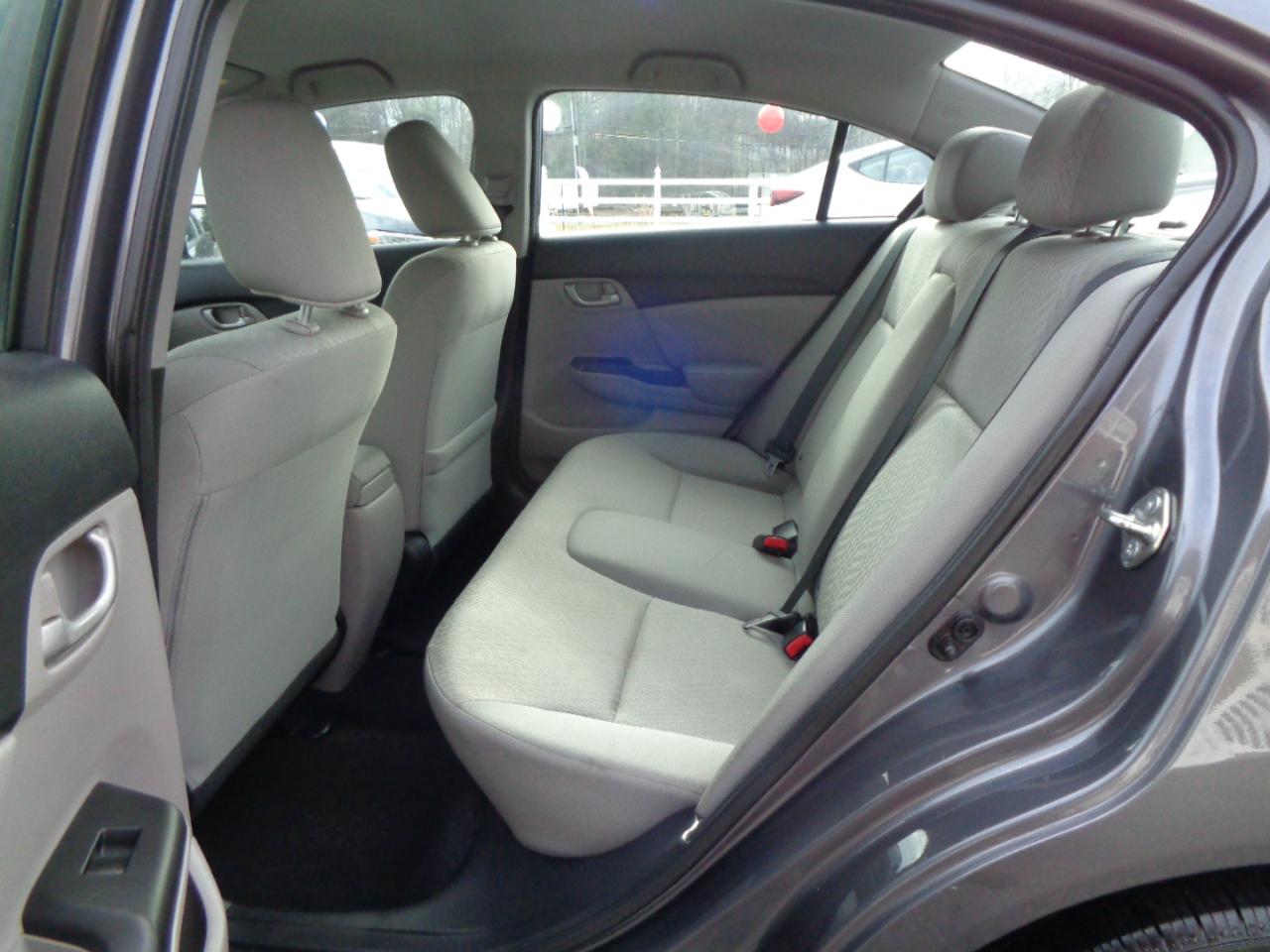 Honda Civic Sedan 4dr CVT LX 2015