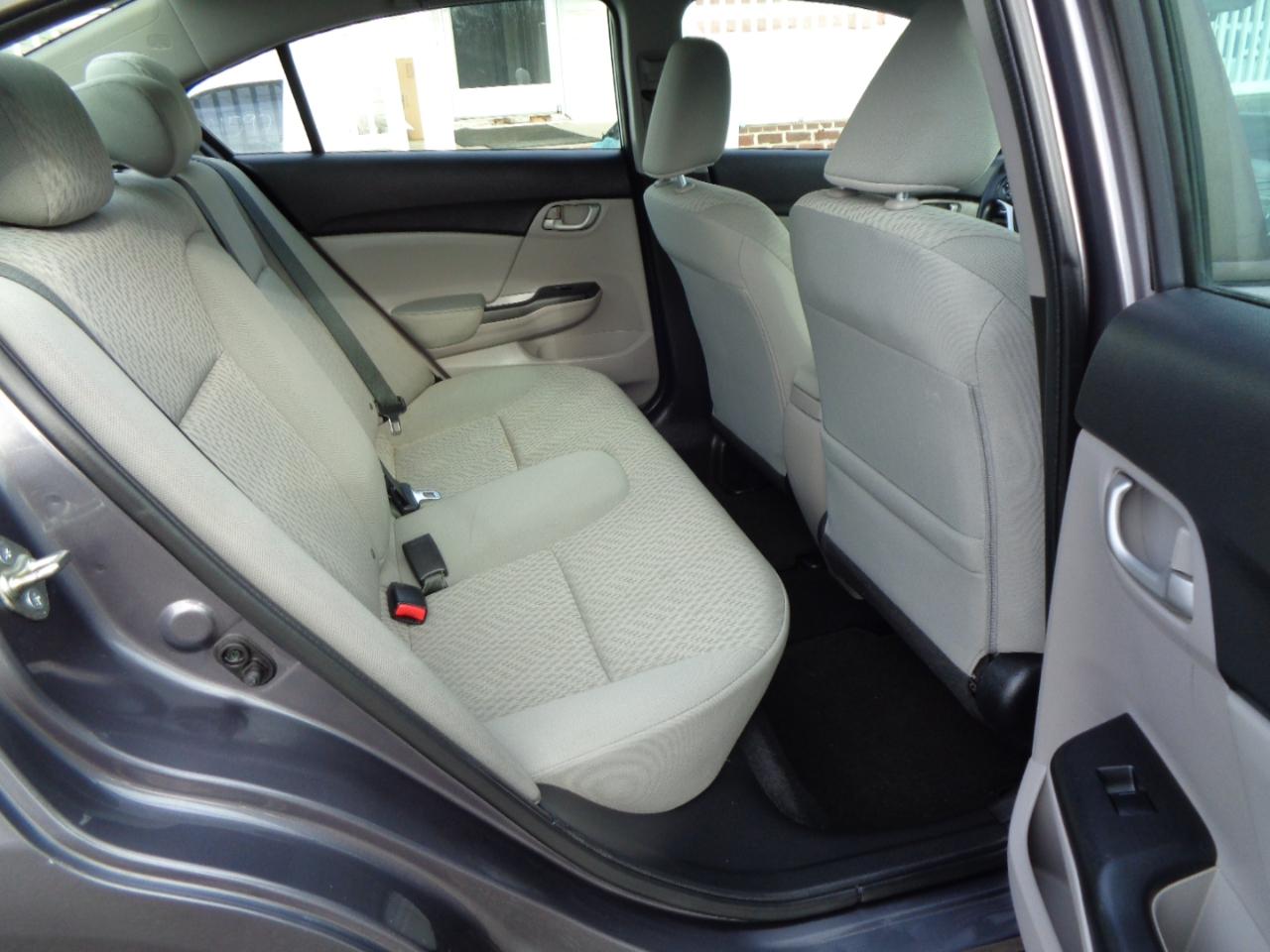 Honda Civic Sedan 4dr CVT LX 2015