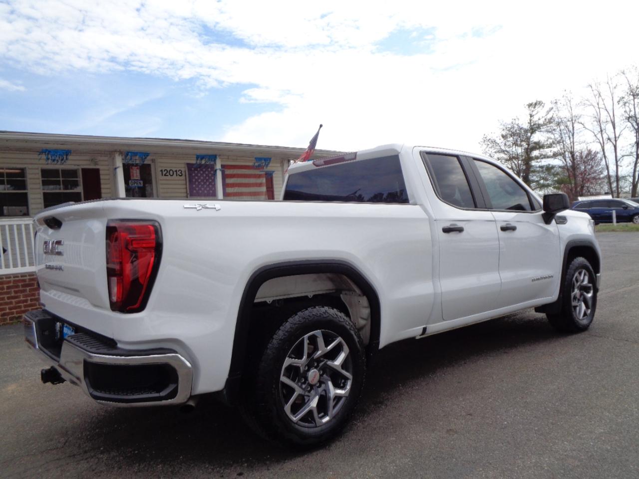 GMC Sierra 1500 4WD Double Cab 147" Pro 2023