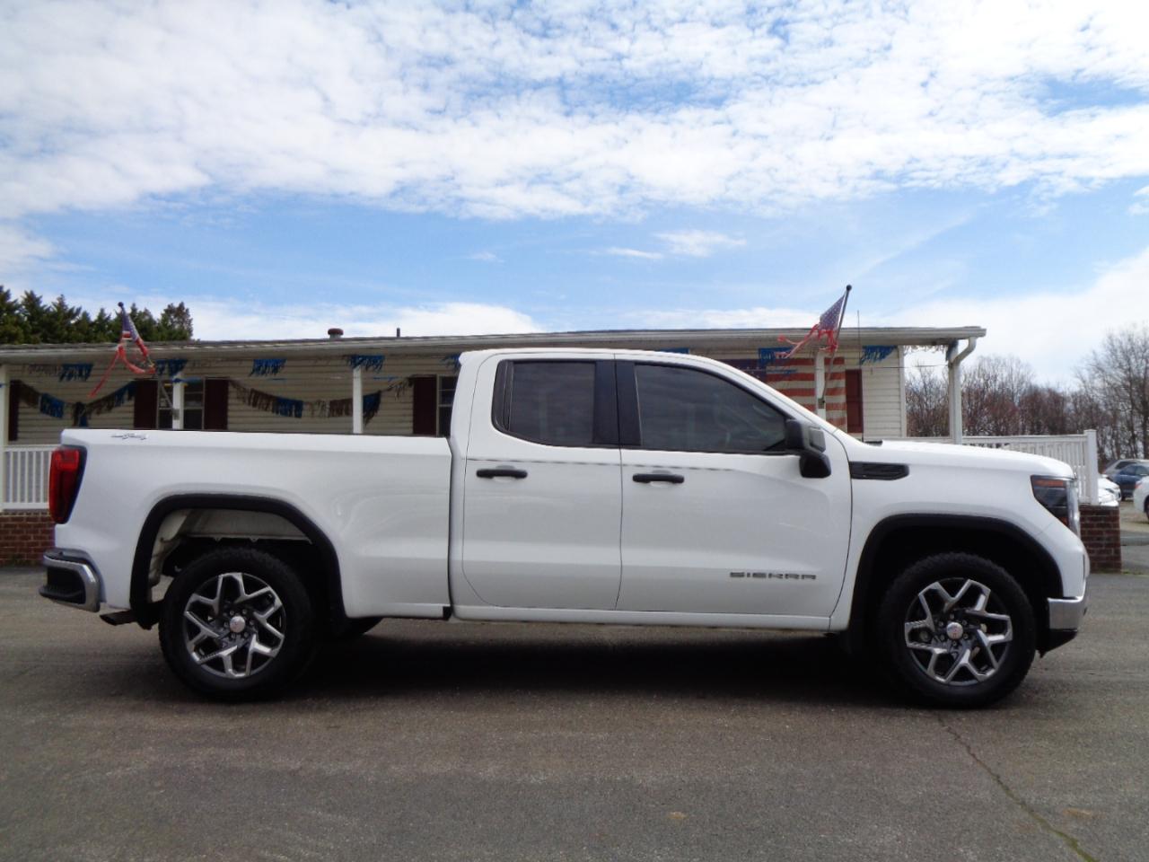 GMC Sierra 1500 4WD Double Cab 147" Pro 2023