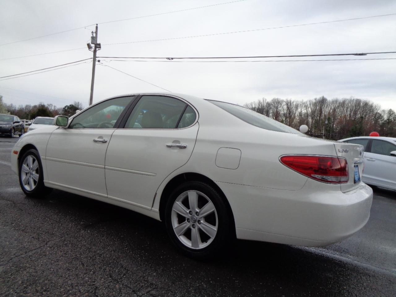 Lexus ES 330 4dr Sdn 2006