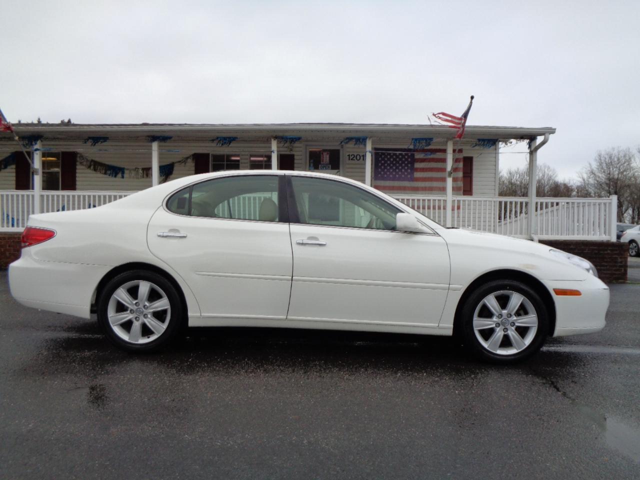 Lexus ES 330 4dr Sdn 2006