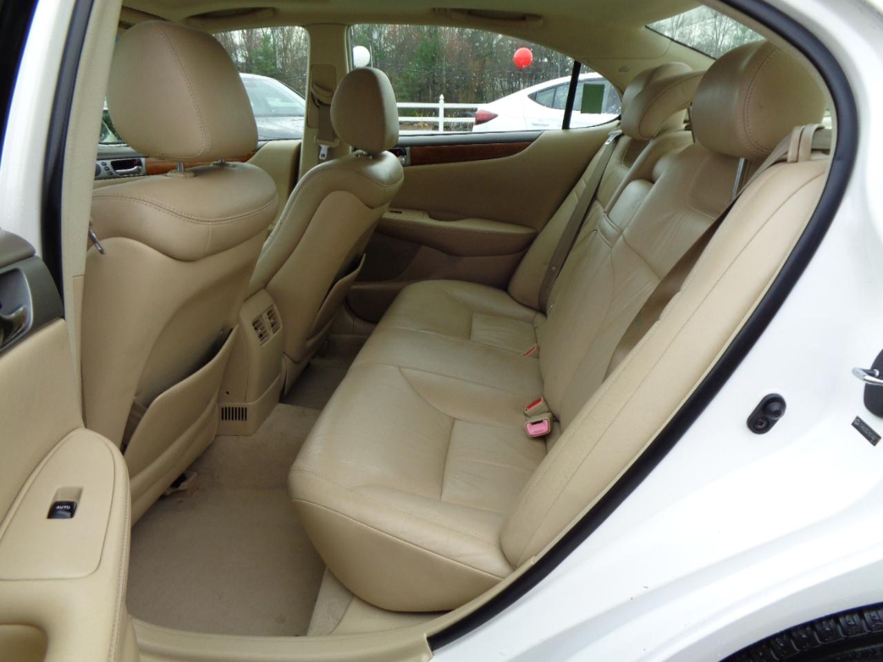 Lexus ES 330 4dr Sdn 2006