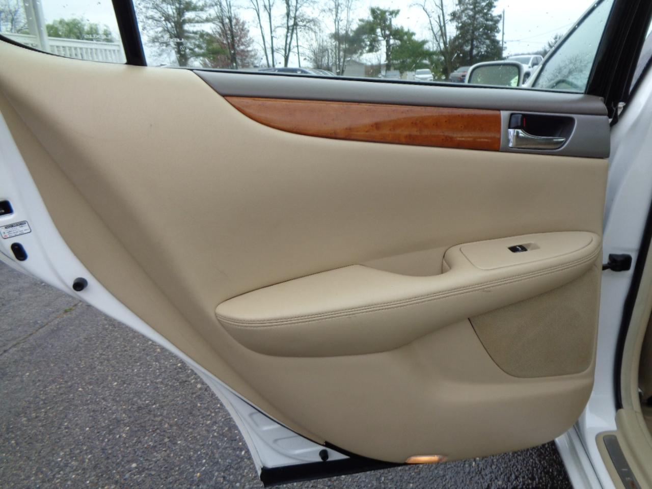 Lexus ES 330 4dr Sdn 2006