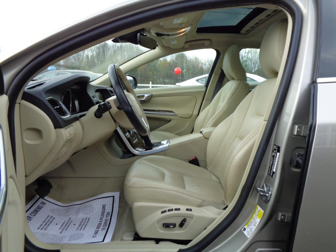 Volvo S60 2015.5 4dr Sdn T5 Drive-E Premier FWD 2015