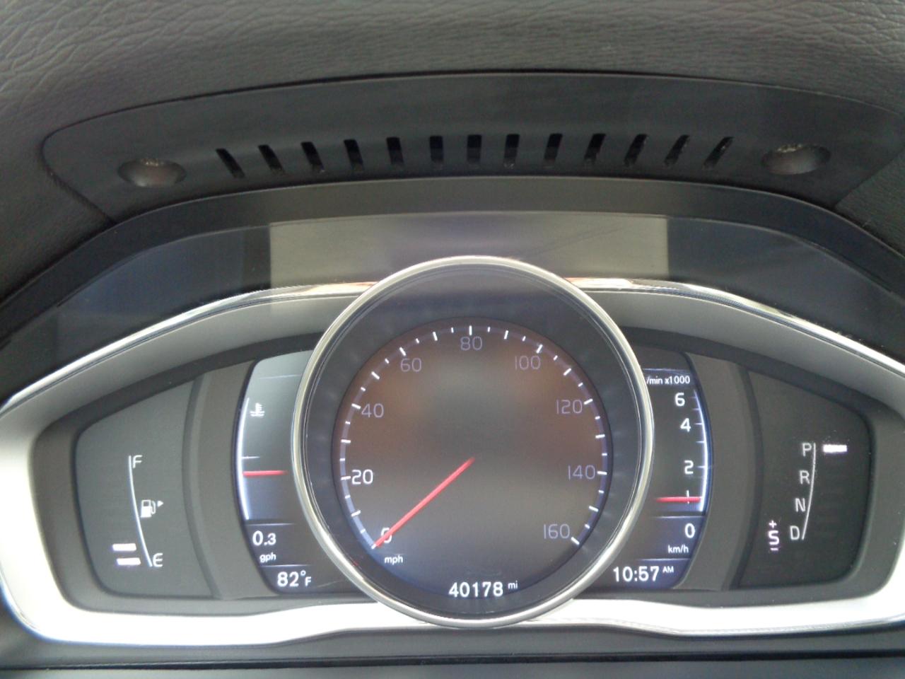 Volvo S60 2015.5 4dr Sdn T5 Drive-E Premier FWD 2015