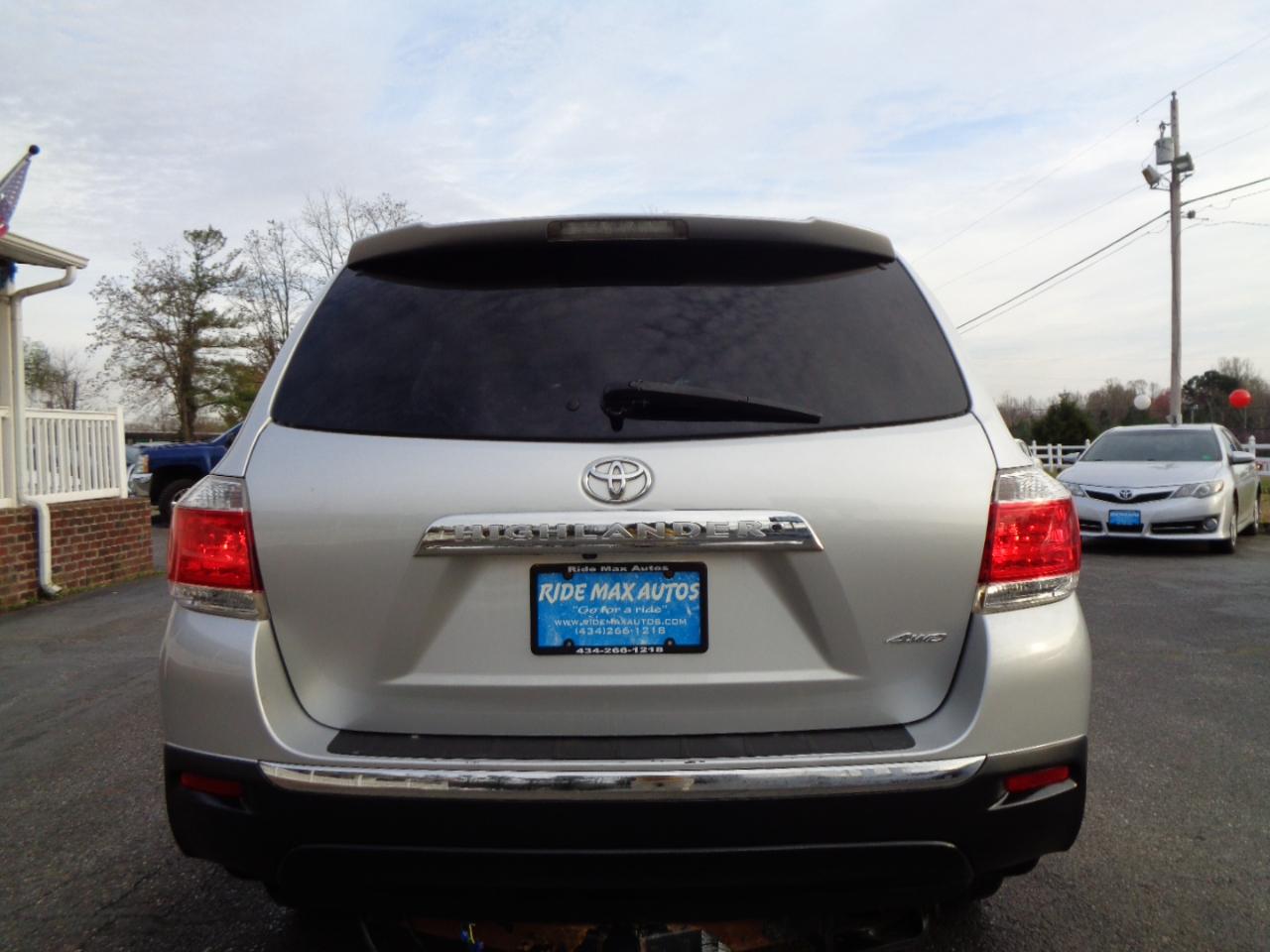 Toyota Highlander 4WD 4dr V6 Limited (Natl) 2012