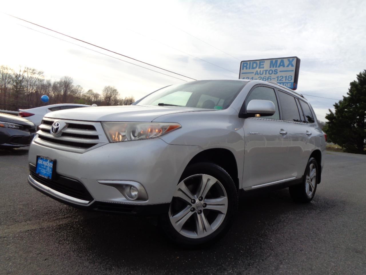 Toyota Highlander 4WD 4dr V6 Limited (Natl) 2012