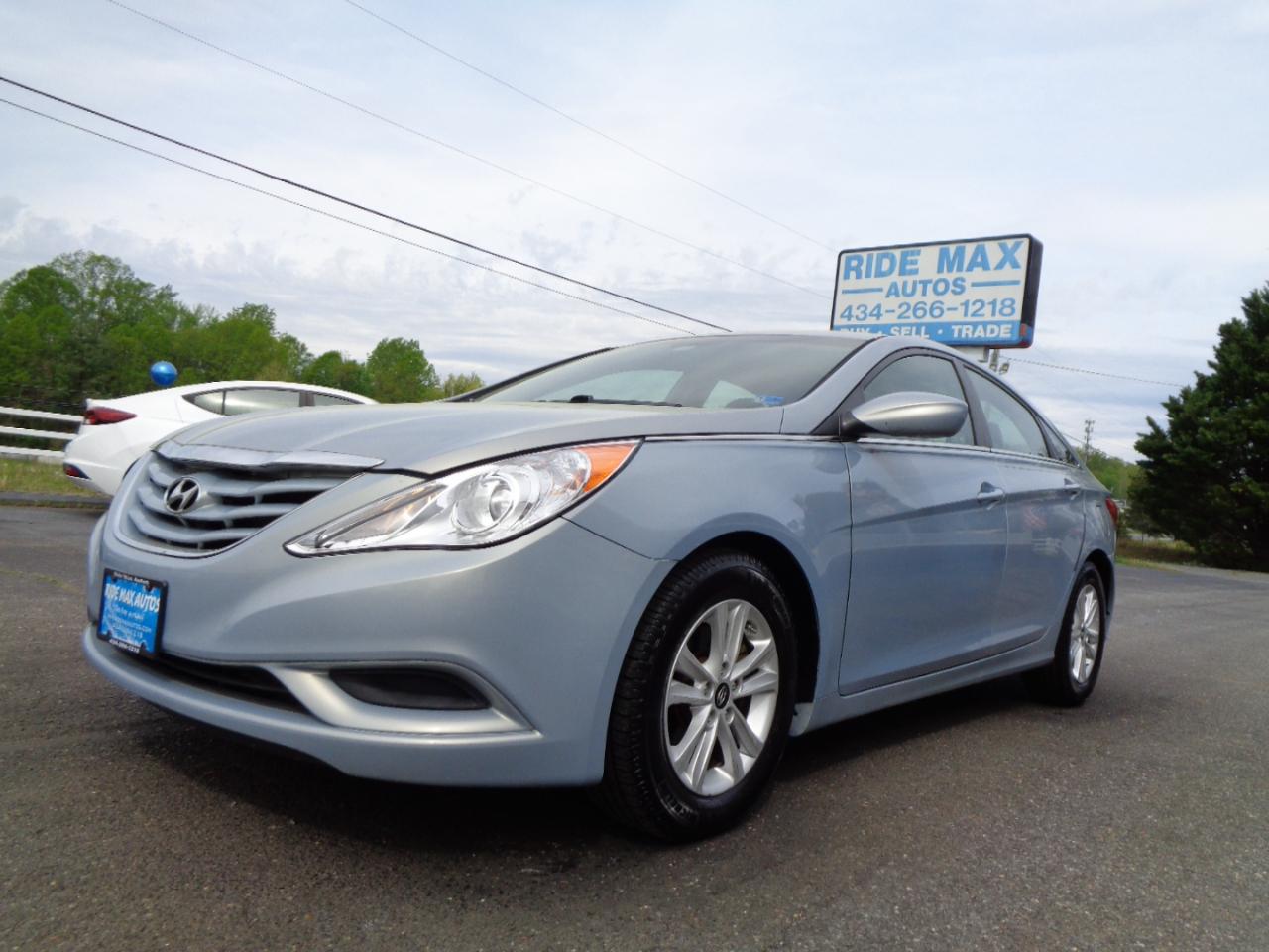 Hyundai Sonata 4dr Sdn 2.4L Auto GLS 2011