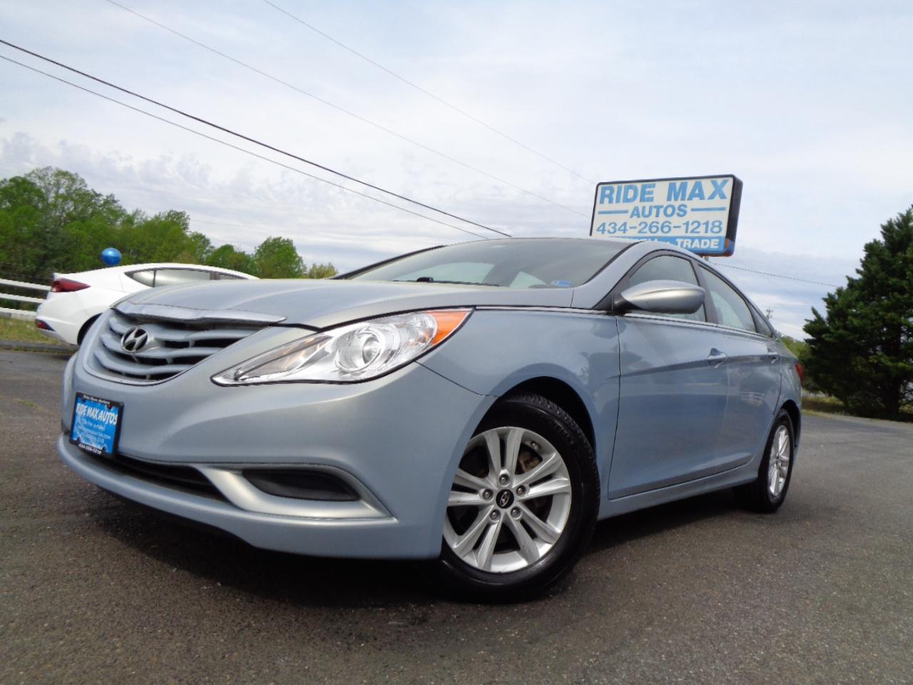 Hyundai Sonata 4dr Sdn 2.4L Auto GLS 2011