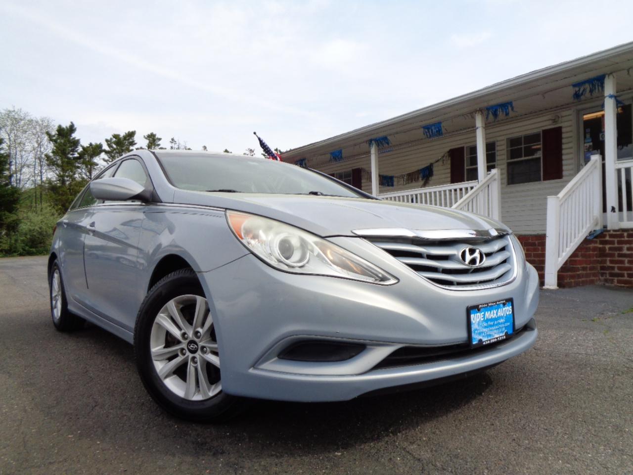 Hyundai Sonata 4dr Sdn 2.4L Auto GLS 2011