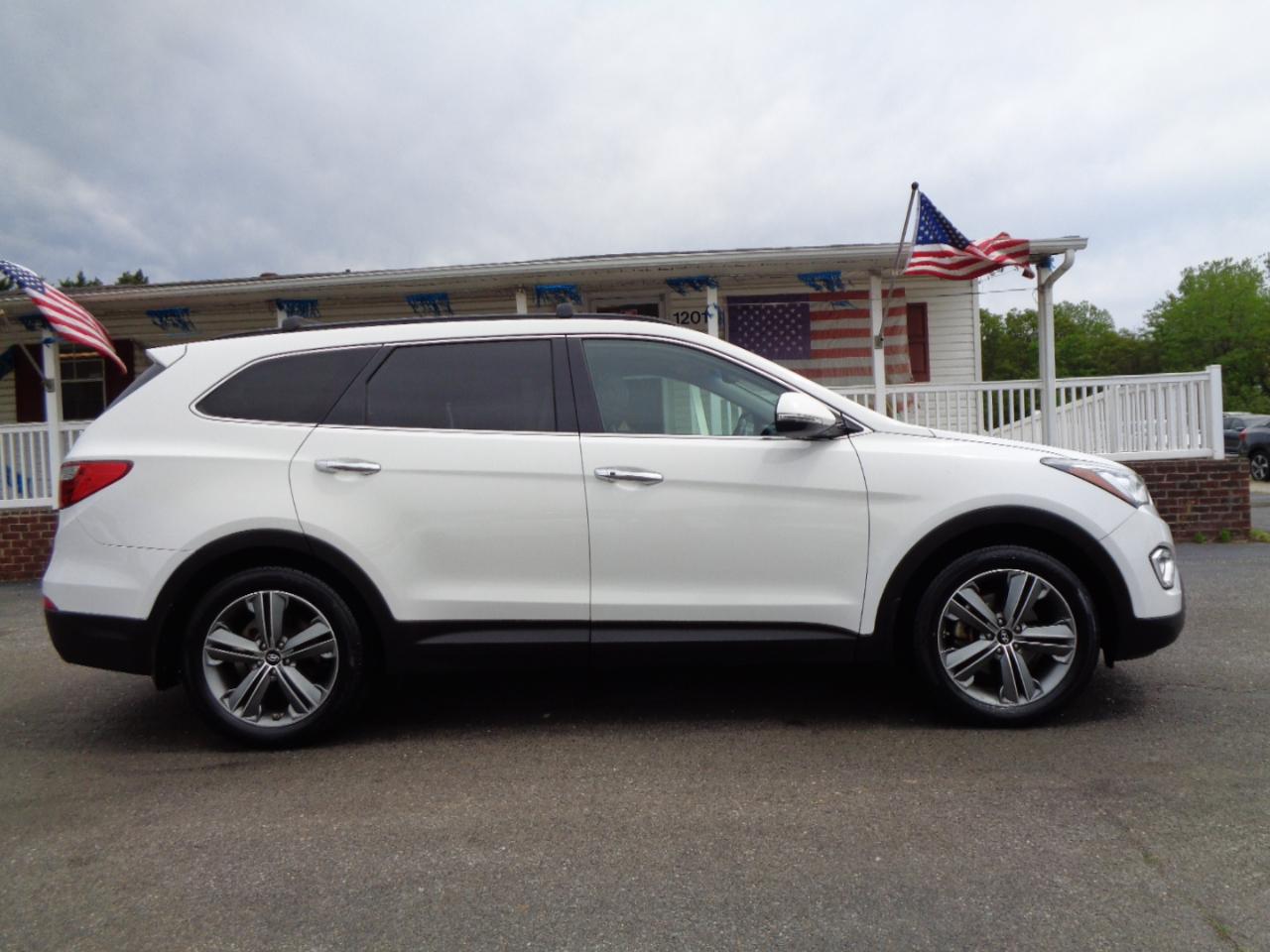 Hyundai Santa Fe AWD 4dr Limited 2016