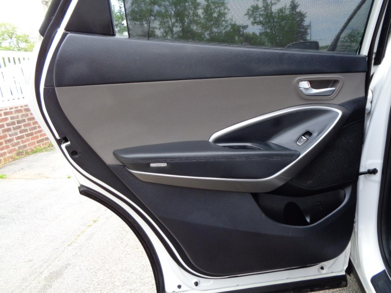 Hyundai Santa Fe AWD 4dr Limited 2016