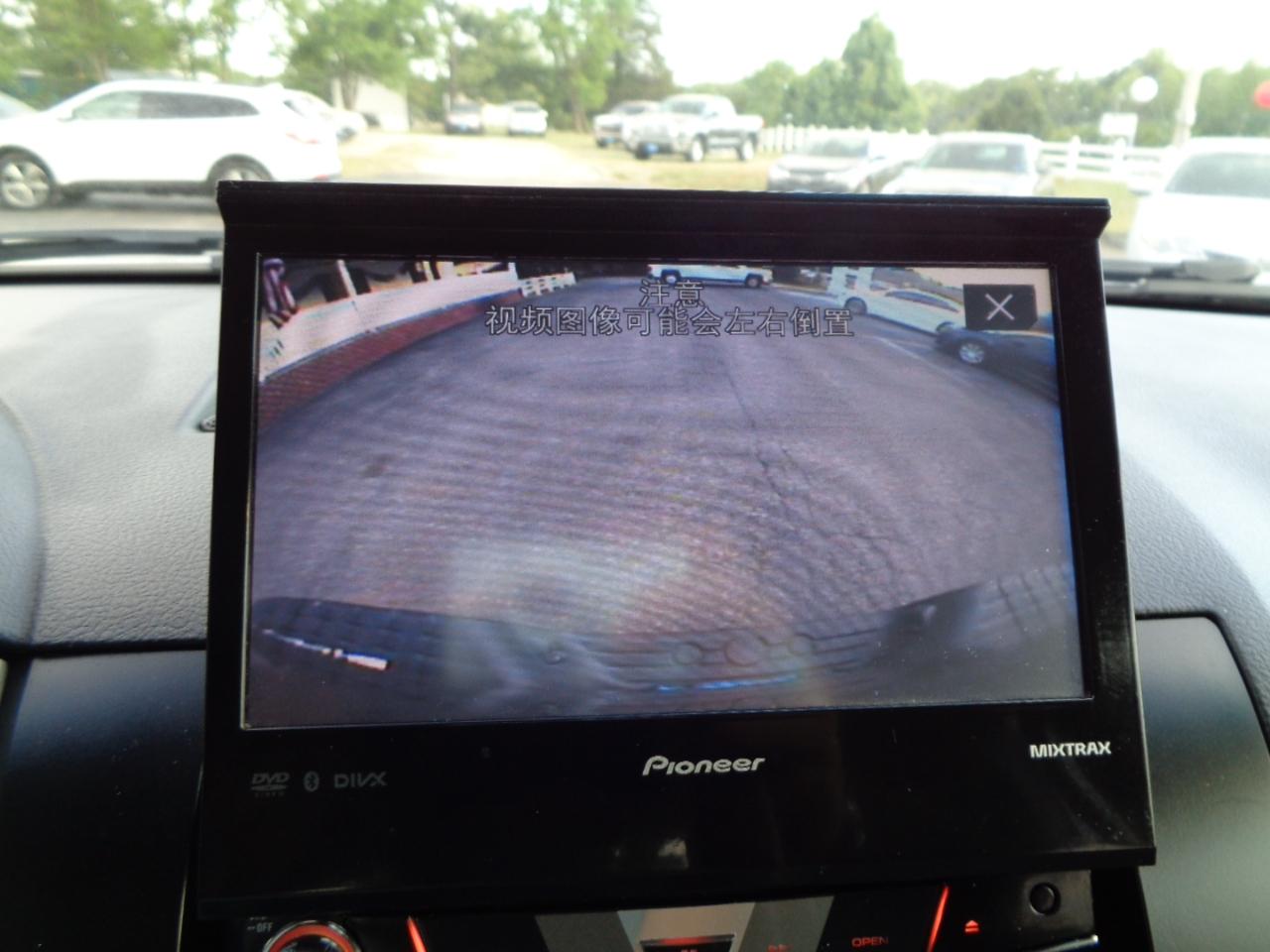 Toyota Tundra 4WD Truck CrewMax 5.7L V8 6-Spd AT (Natl) 2008