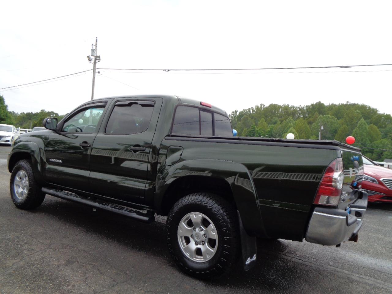 Toyota Tacoma 4WD Double Cab V6 AT (Natl) 2013
