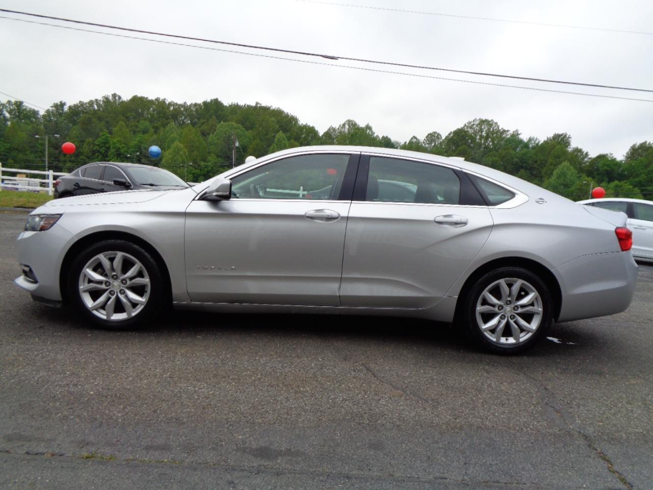 Chevrolet Impala 4dr Sdn LT w/1LT 2019