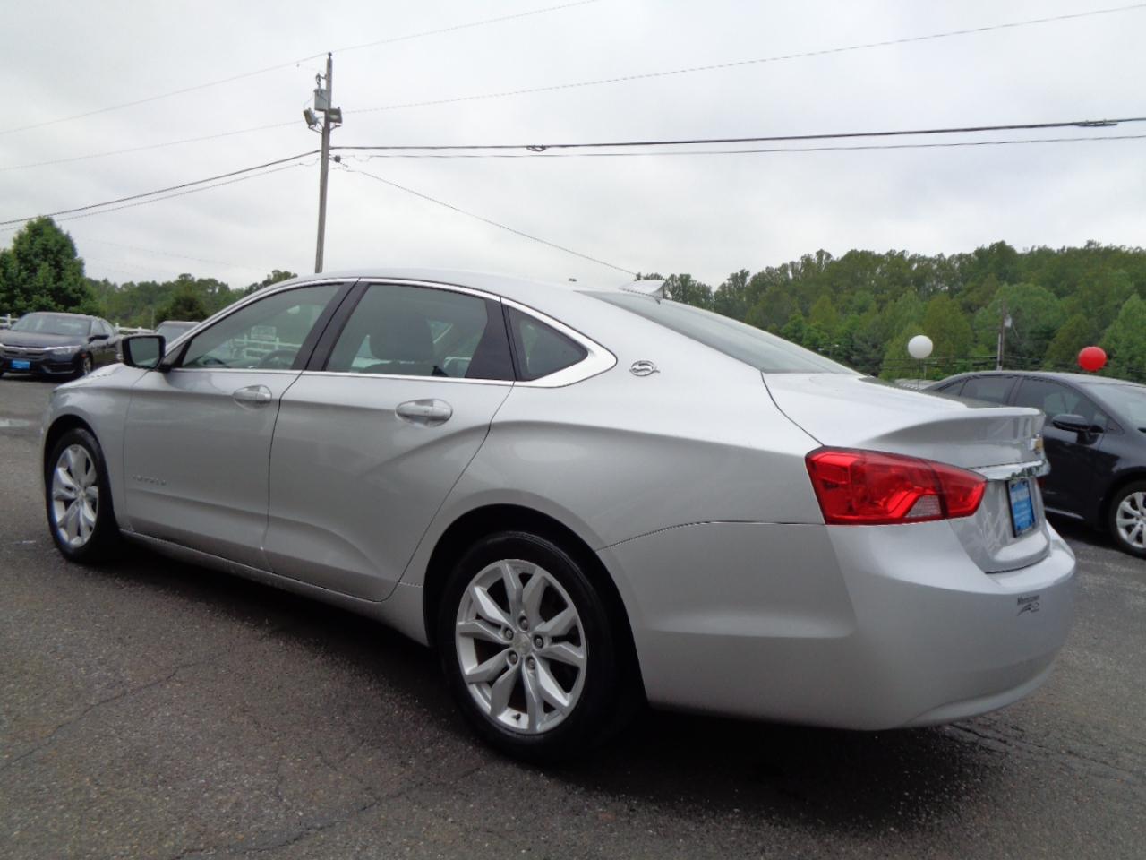 Chevrolet Impala 4dr Sdn LT w/1LT 2019