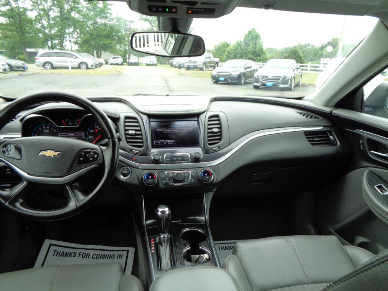 Chevrolet Impala 4dr Sdn LT w/1LT 2019