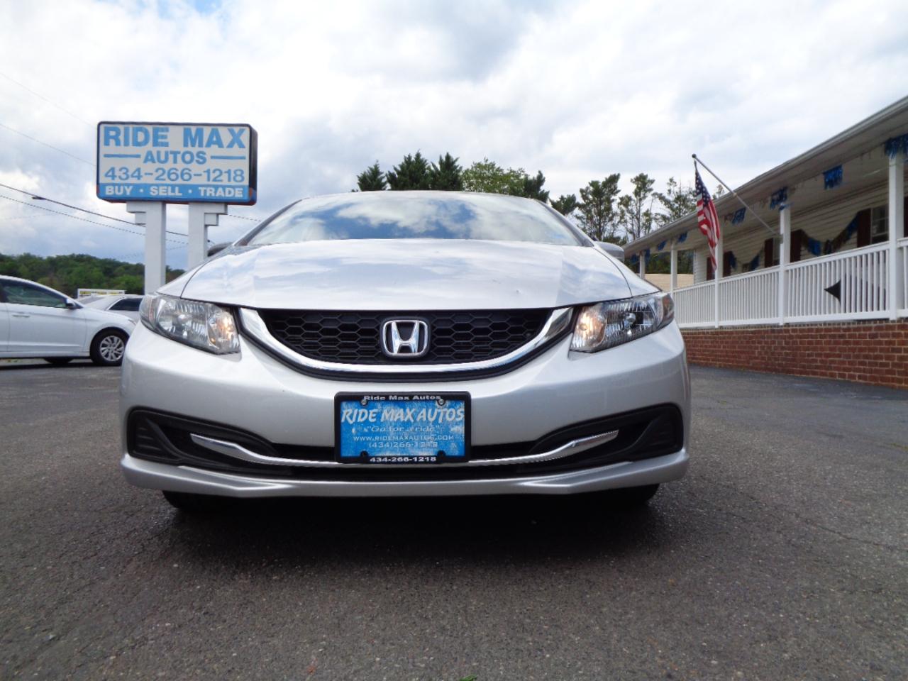 Honda Civic Sedan 4dr CVT SE 2015