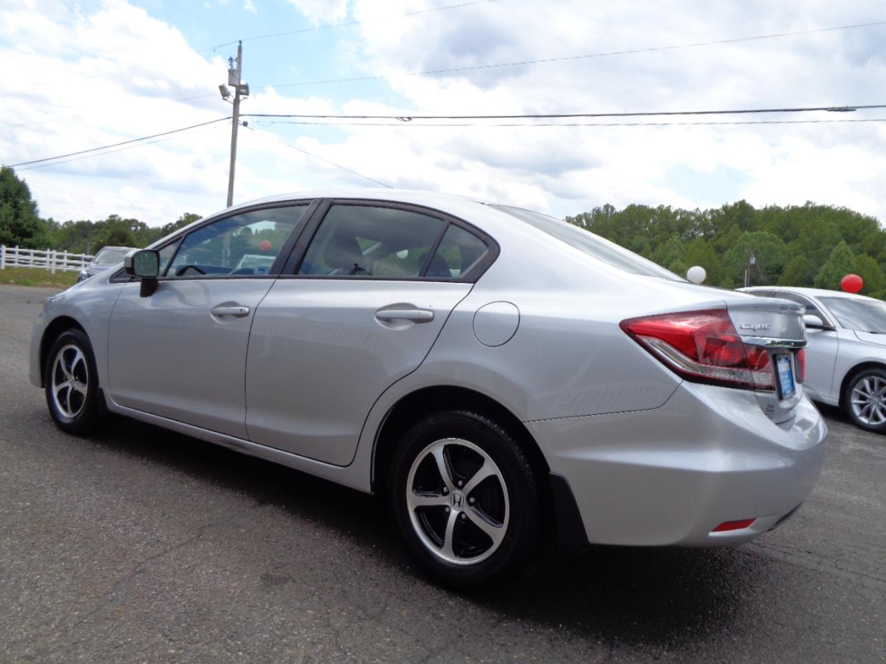 Honda Civic Sedan 4dr CVT SE 2015