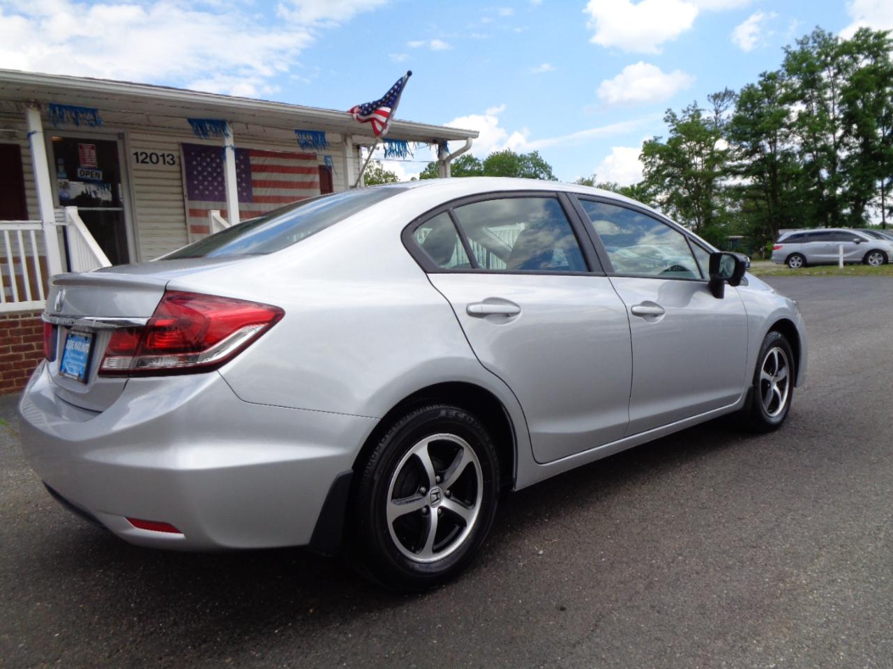 Honda Civic Sedan 4dr CVT SE 2015
