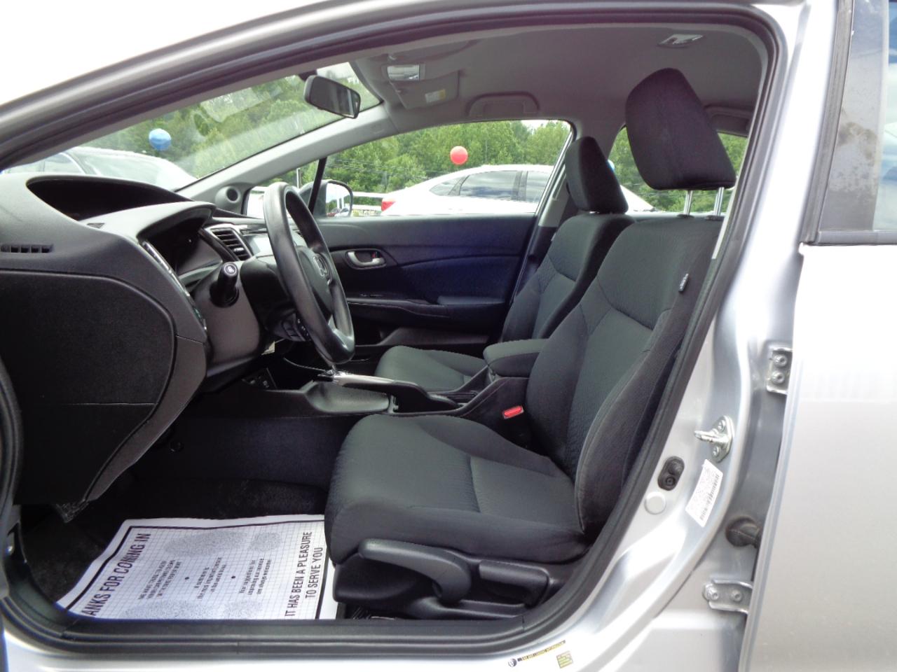 Honda Civic Sedan 4dr CVT SE 2015