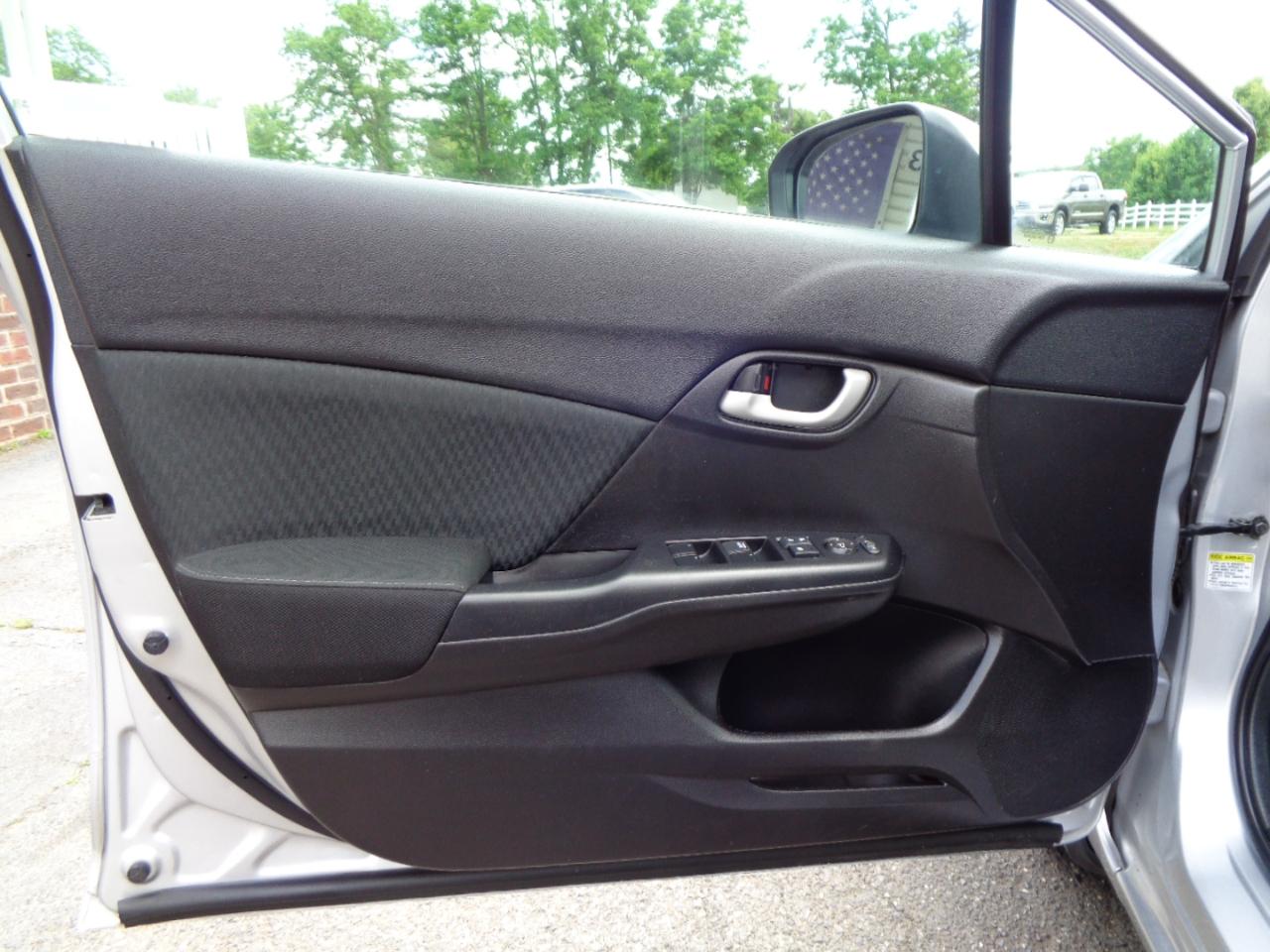 Honda Civic Sedan 4dr CVT SE 2015